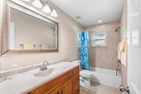 House in Lakeland, Florida 5 bedrooms, 203.27 sq.m. № 1904750 - photo 27