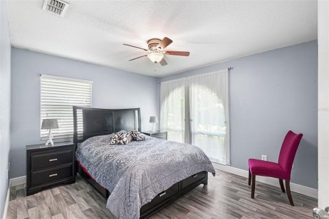 House in Lakeland, Florida 5 bedrooms, 203.27 sq.m. № 1904750 - photo 25