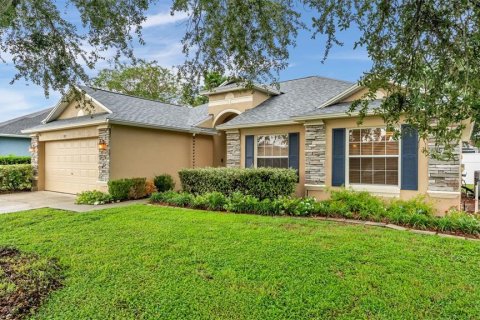 House in Lakeland, Florida 4 bedrooms, 155.05 sq.m. № 2355803