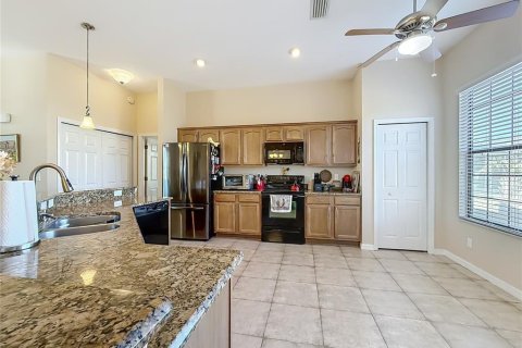 Villa ou maison à vendre à Summerfield, Floride: 3 chambres, 128.3 m2 № 2400240 - photo 13