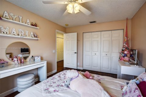 Купить виллу или дом в Уэстон, Флорида 4 спальни, 284м2, № 1896108 - фото 29