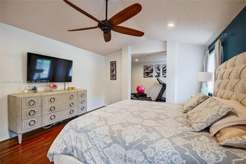 Купить виллу или дом в Уэстон, Флорида 4 спальни, 284м2, № 1896108 - фото 18