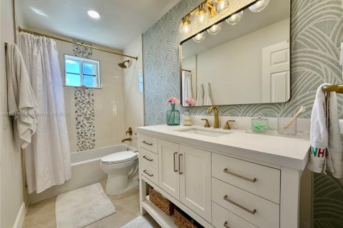 Купить виллу или дом в Уэстон, Флорида 4 спальни, 284м2, № 1896108 - фото 30