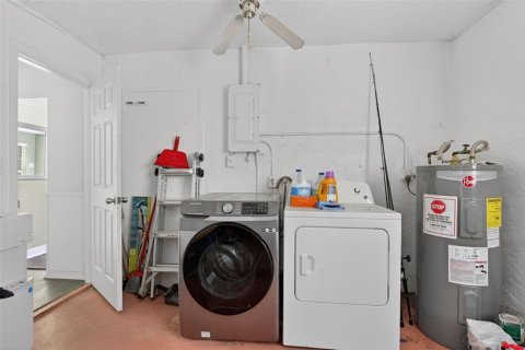 Casa en venta en North Fort Myers, Florida, 3 dormitorios, 102.19 m2 № 2214186 - foto 23