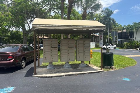 Copropriété à vendre à Miami, Floride: 2 chambres, 80.82 m2 № 1938561 - photo 21