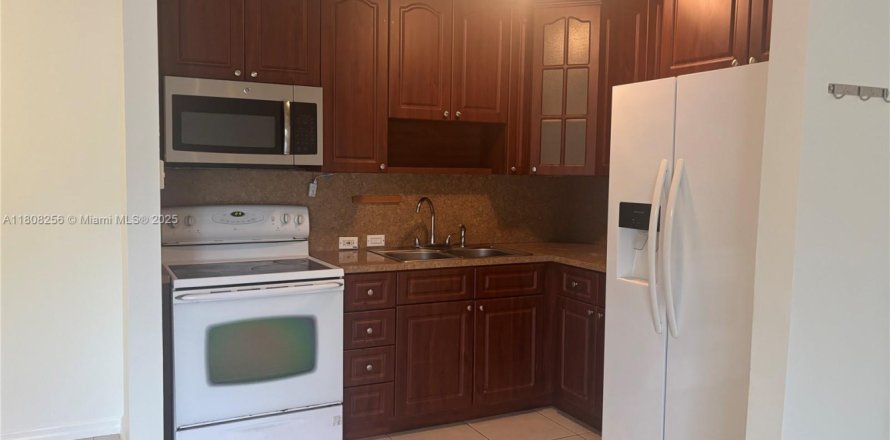 Condo à Miami, Floride, 2 chambres № 1938561