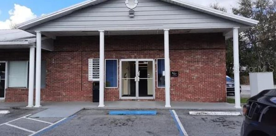 Immobilier commercial à Dundee, Floride 489.69 m2 № 1840314