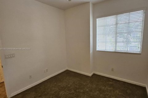 Adosado en venta en Miramar, Florida, 3 dormitorios, 139.35 m2 № 2019435 - foto 28