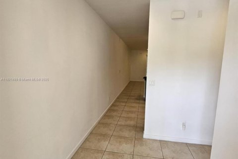 Adosado en venta en Miramar, Florida, 3 dormitorios, 139.35 m2 № 2019435 - foto 9