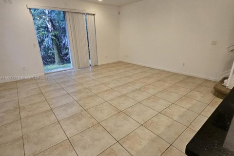 Adosado en venta en Miramar, Florida, 3 dormitorios, 139.35 m2 № 2019435 - foto 8