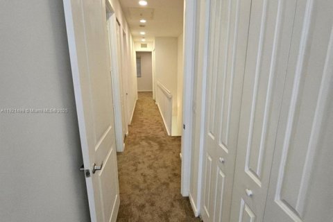 Adosado en venta en Miramar, Florida, 3 dormitorios, 139.35 m2 № 2019435 - foto 26