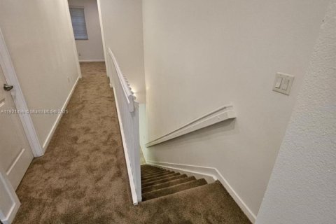 Adosado en venta en Miramar, Florida, 3 dormitorios, 139.35 m2 № 2019435 - foto 15