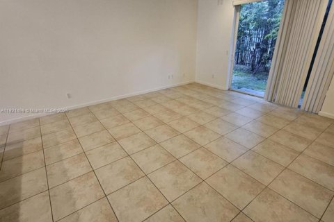 Adosado en venta en Miramar, Florida, 3 dormitorios, 139.35 m2 № 2019435 - foto 7