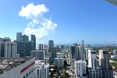 Condo in Miami, Florida, 2 bedrooms  № 1868114 - photo 11