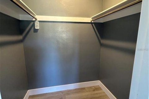 Condo in Orlando, Florida, 2 bedrooms  № 1847544 - photo 10