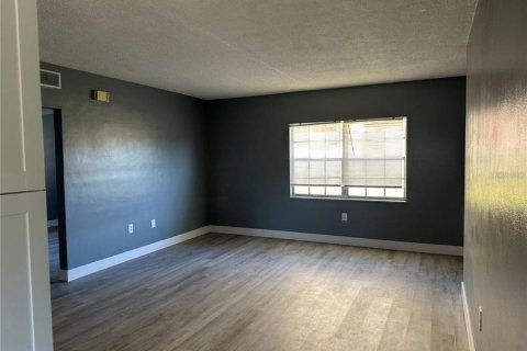 Condo in Orlando, Florida, 2 bedrooms  № 1847544 - photo 13
