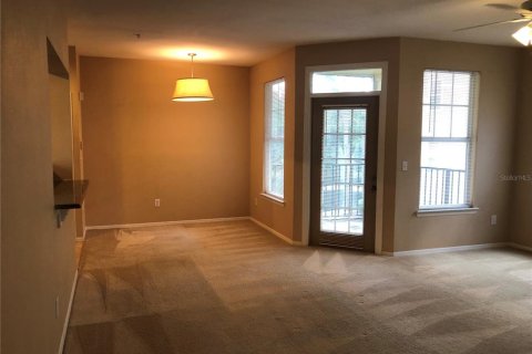 Copropriété à louer à Longwood, Floride: 2 chambres, 118.08 m2 № 2424382 - photo 5