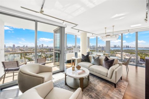 Снять в аренду кондоминиум в Майами-Бич, Флорида 2 спальни, 112.69м2, № 1965510 - фото 16