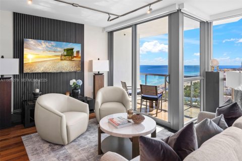 Снять в аренду кондоминиум в Майами-Бич, Флорида 2 спальни, 112.69м2, № 1965510 - фото 8