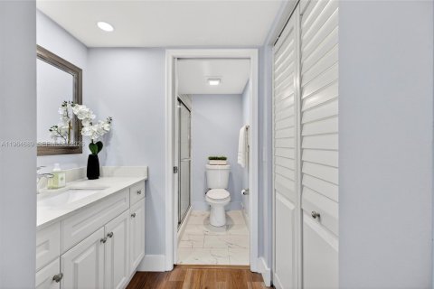 Copropriété à louer à Pembroke Pines, Floride: 2 chambres, 110.74 m2 № 2045811 - photo 21