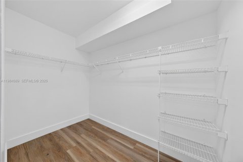 Copropriété à louer à Pembroke Pines, Floride: 2 chambres, 110.74 m2 № 2045811 - photo 27