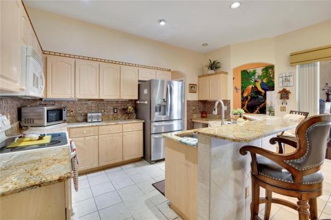 Villa ou maison à vendre à Valrico, Floride: 4 chambres, 207.36 m2 № 2156375 - photo 4
