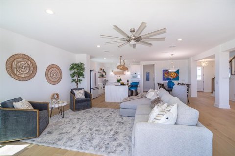 House in Palm Coast, Florida 5 bedrooms, 316.98 sq.m. № 1566556 - photo 15
