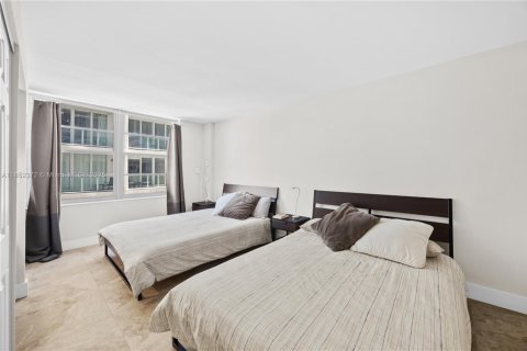 Снять в аренду кондоминиум в Майами-Бич, Флорида 2 спальни, 97.27м2, № 1958353 - фото 7