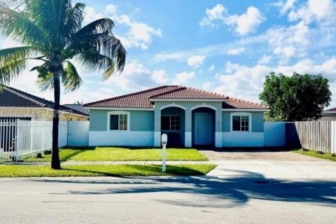 Villa ou maison à vendre à Homestead, Floride: 3 chambres, 132.29 m2 № 1933357 - photo 2
