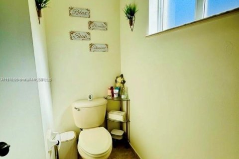 Villa ou maison à vendre à Homestead, Floride: 3 chambres, 132.29 m2 № 1933357 - photo 19