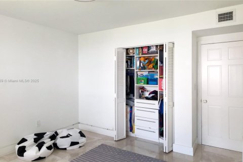 Copropriété à louer à Key Biscayne, Floride: 2 chambres, 117.06 m2 № 1825622 - photo 13