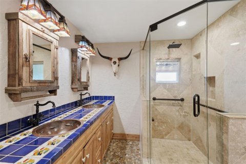 Townhouse in Tierra Verde, Florida 3 bedrooms, 138.42 sq.m. № 2200275 - photo 20