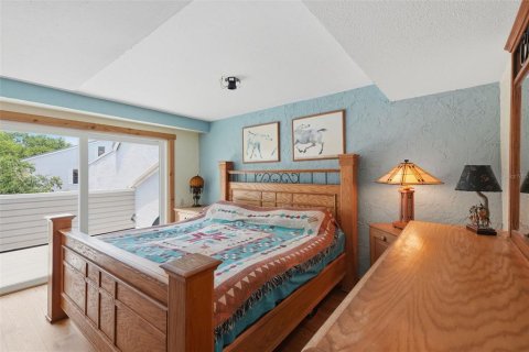 Townhouse in Tierra Verde, Florida 3 bedrooms, 138.42 sq.m. № 2200275 - photo 22