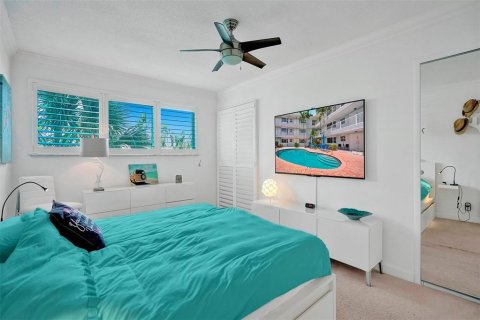 Condo in Fort Lauderdale, Florida, 2 bedrooms № 2174093 - photo 21