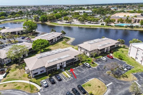 Condo in Tamarac, Florida, 2 bedrooms  № 1877708 - photo 29