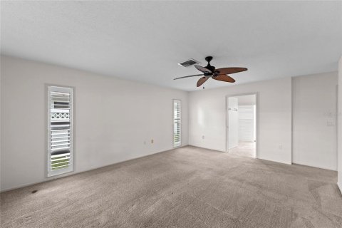 House in Venice, Florida 4 bedrooms, 211.63 sq.m. № 2341670 - photo 29