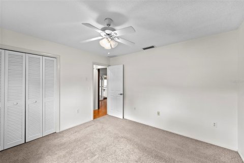 House in Venice, Florida 4 bedrooms, 211.63 sq.m. № 2341670 - photo 25