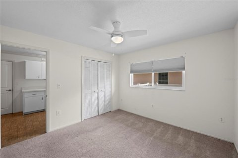 House in Venice, Florida 4 bedrooms, 211.63 sq.m. № 2341670 - photo 24