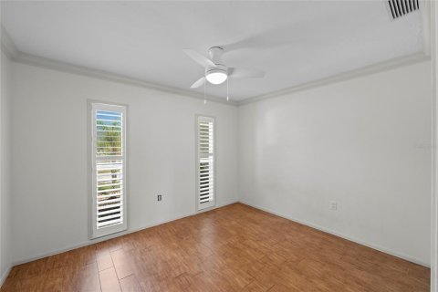 House in Venice, Florida 4 bedrooms, 211.63 sq.m. № 2341670 - photo 18