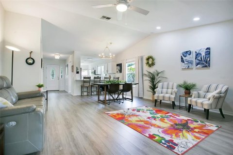 Casa en venta en Leesburg, Florida, 2 dormitorios, 160.26 m2 № 2216751 - foto 11
