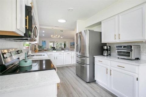 Casa en venta en Leesburg, Florida, 2 dormitorios, 160.26 m2 № 2216751 - foto 8