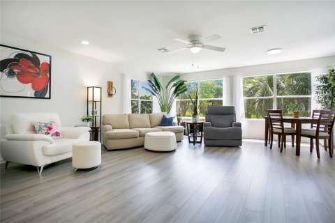 Casa en venta en Leesburg, Florida, 2 dormitorios, 160.26 m2 № 2216751 - foto 17