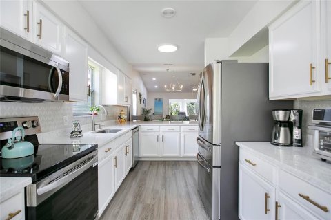 Casa en venta en Leesburg, Florida, 2 dormitorios, 160.26 m2 № 2216751 - foto 9