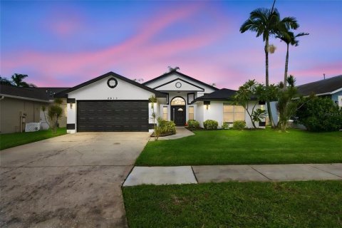 Villa ou maison à Clearwater, Floride 3 chambres, 158.31 m2 № 2408271