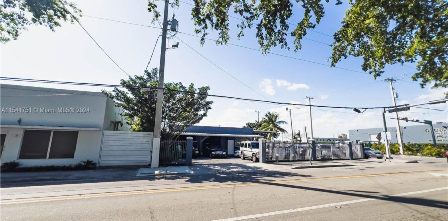 Magasin à Miami, Floride № 1038254