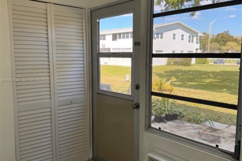 Copropriété à vendre à Deerfield Beach, Floride: 1 chambre, 54.35 m2 № 2026570 - photo 11