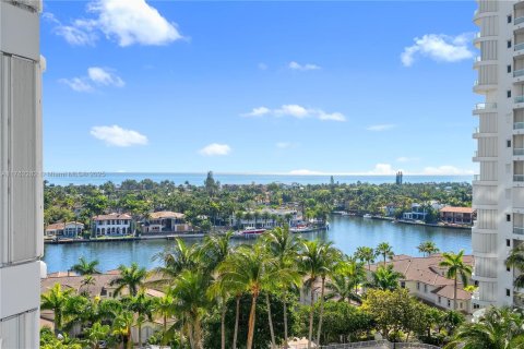 Condo in Aventura, Florida, 3 bedrooms  № 1867157 - photo 21