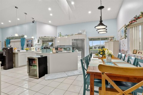 House in Tamarac, Florida 3 bedrooms, 206.71 sq.m. № 2069052 - photo 27