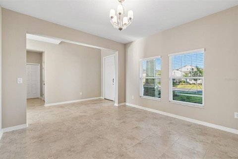 Villa ou maison à vendre à Lakeland, Floride: 5 chambres, 308.06 m2 № 2239609 - photo 4