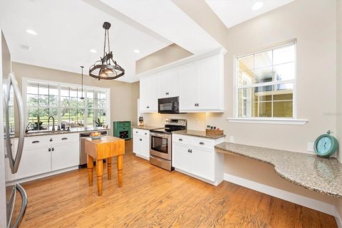 House in Sarasota, Florida 3 bedrooms, 272.11 sq.m. № 2342648 - photo 11